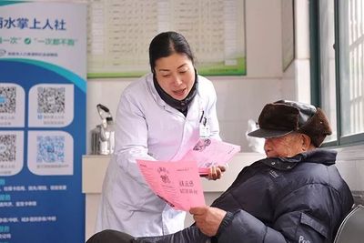 “健康大篷車(chē)”駛?cè)臊埲樘?送醫(yī)下鄉(xiāng)暖民心，健康服務(wù)零距離